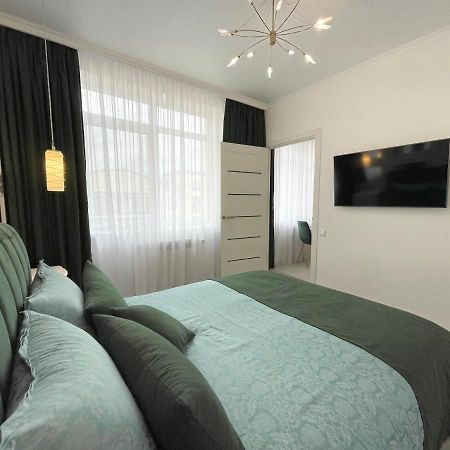 Luxury Emerald Apartments 伊尔平 外观 照片
