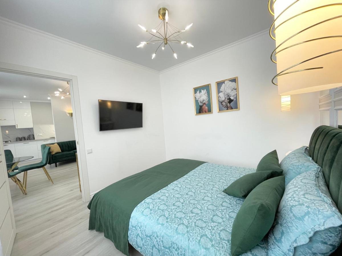Luxury Emerald Apartments 伊尔平 外观 照片